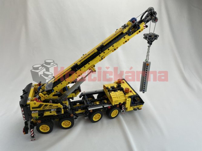 Lego Mobile Crane (42108)