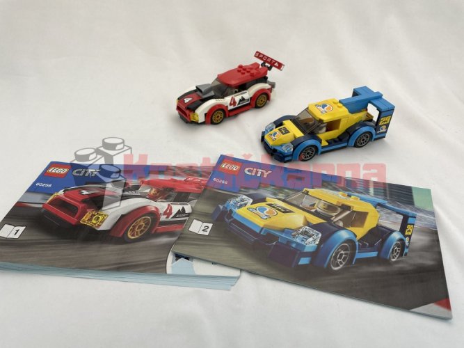 Lego Racing Cars (60256)