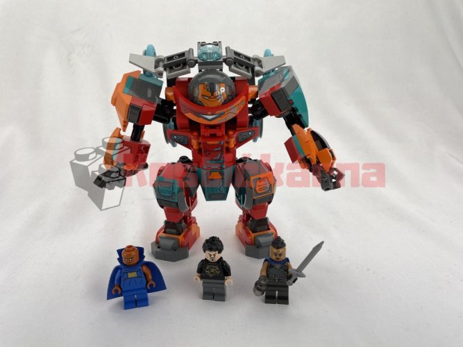 Lego Tony Stark’s Sakaarian Iron Man (76194)