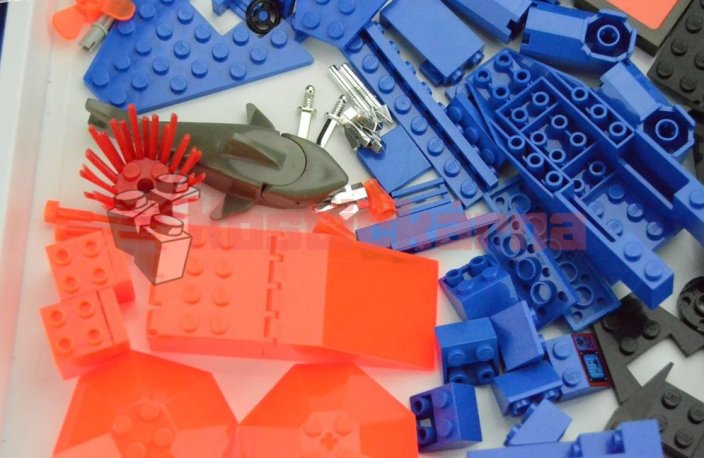 Lego Shark's Crystal Cave (6190)
