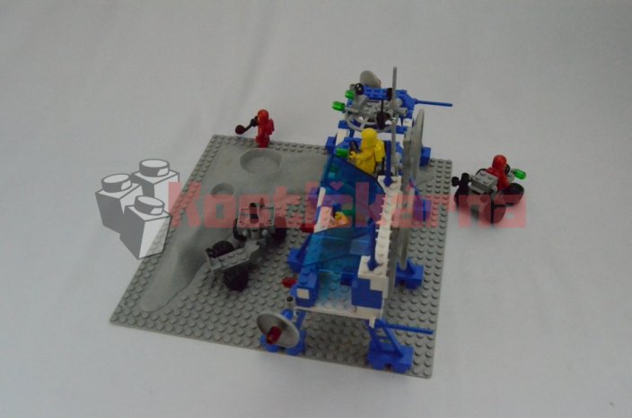 Lego Space Supply Station (6930)