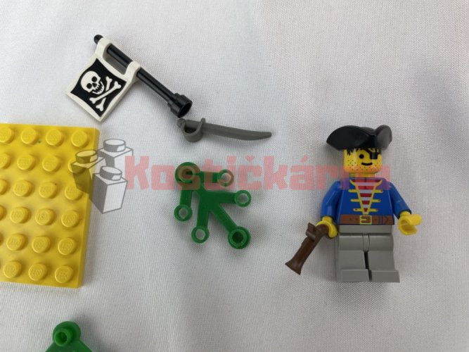Lego Pirate Lookout (1696)
