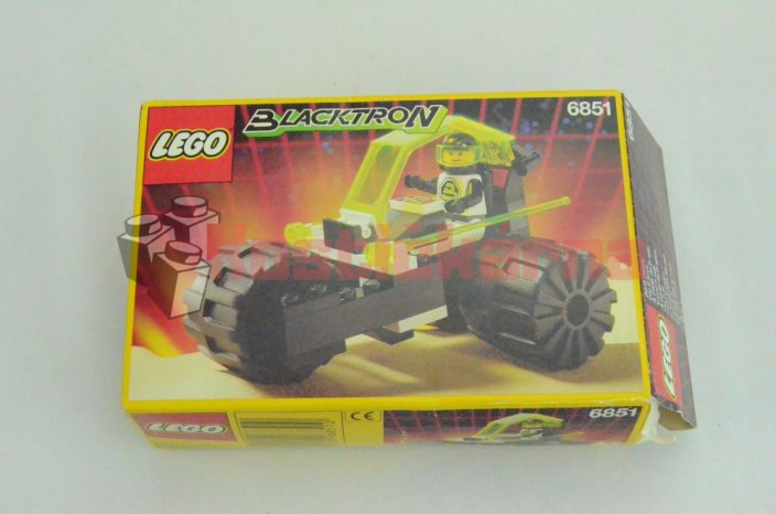 Lego Tri-Wheeled Tyrax (6851)