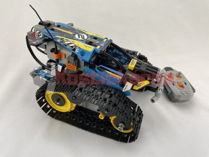 Lego Remote-Controlled Stunt Racer (42095)