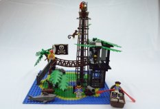 Lego Forbidden Island (6270)